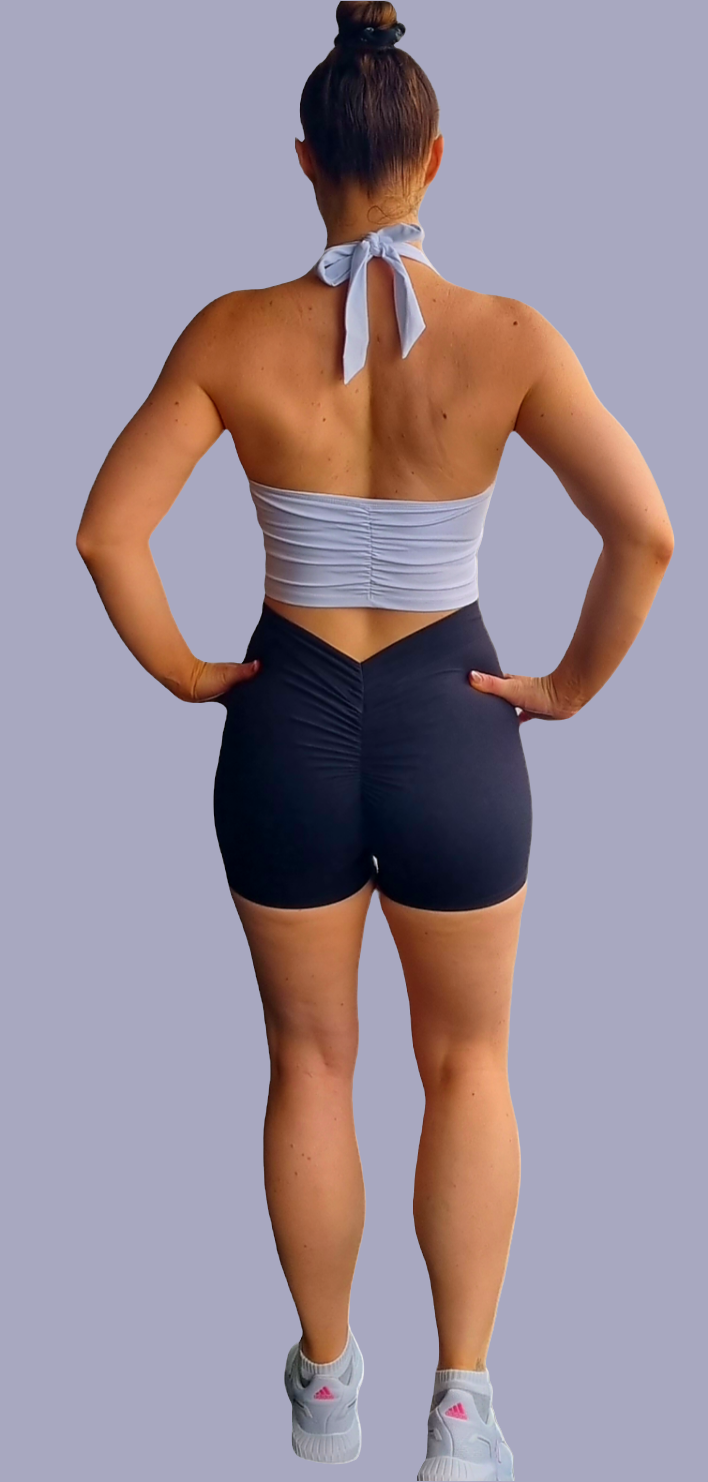 Scrunch V-Back Shorts in Black